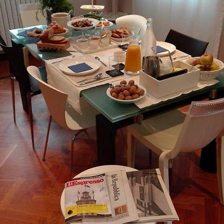 Largo Fileni 7 Bed & Breakfast ซัน เบเนเดตโต เดล ตรอนโต ภายนอก รูปภาพ